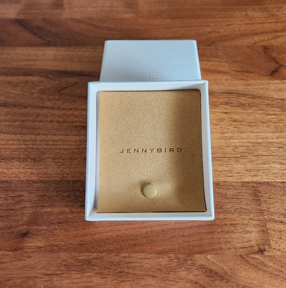 Jenny Bird Gold Hoop Earrings - Picture 3 of 6